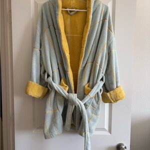 Cozy Earth Windowpane Resort Robe